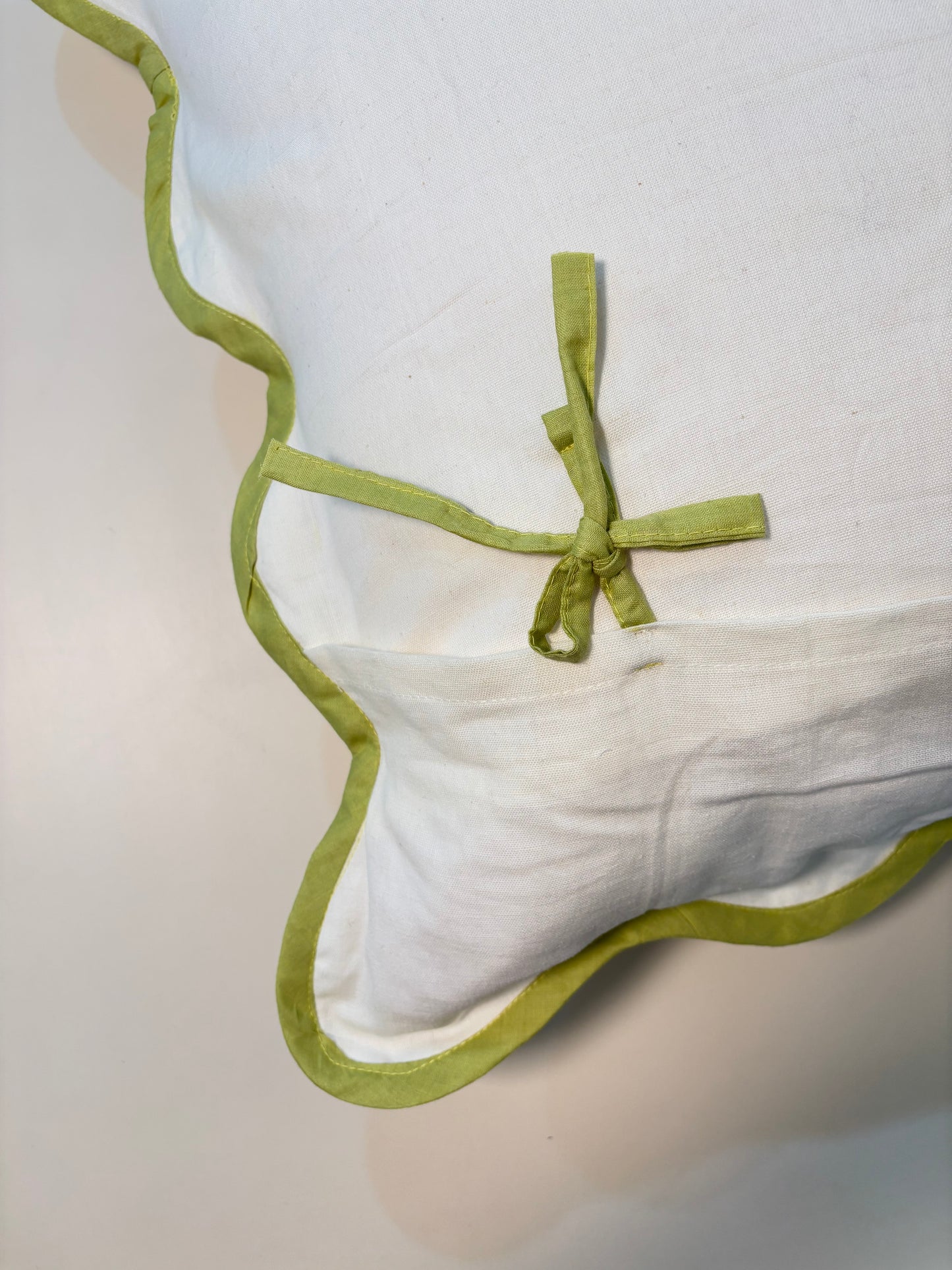 Mid-Modern Cotton Wavy Cushion Cover l Mint Green & White