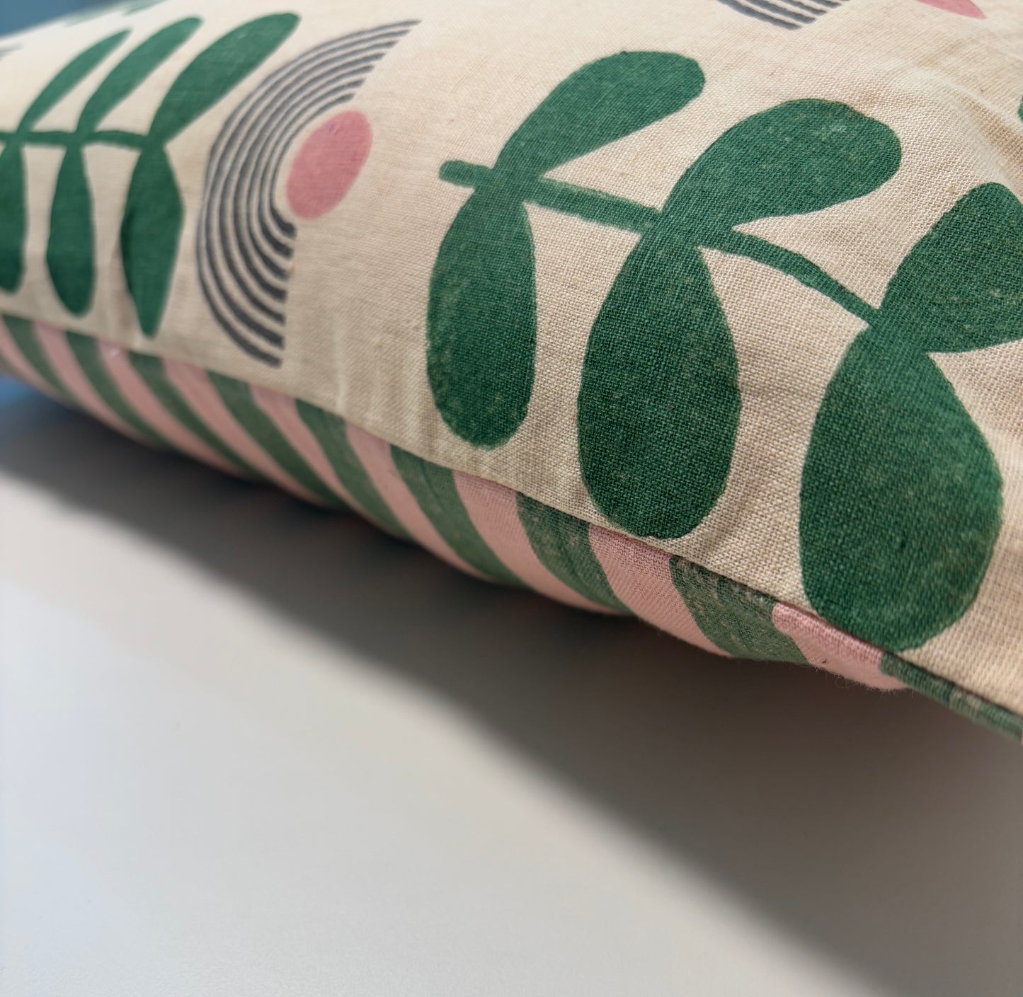 Mid-Modern Reversiable Cotton Cushion Cover l Beige & Green