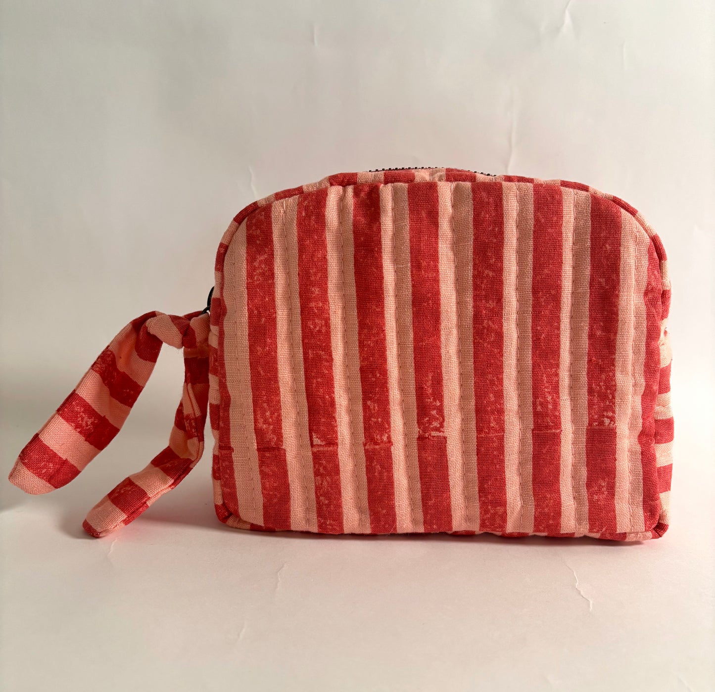 Sustainable Quilted Cotton Travel Organiser l Classic Pouch l Pink & Red Stripes