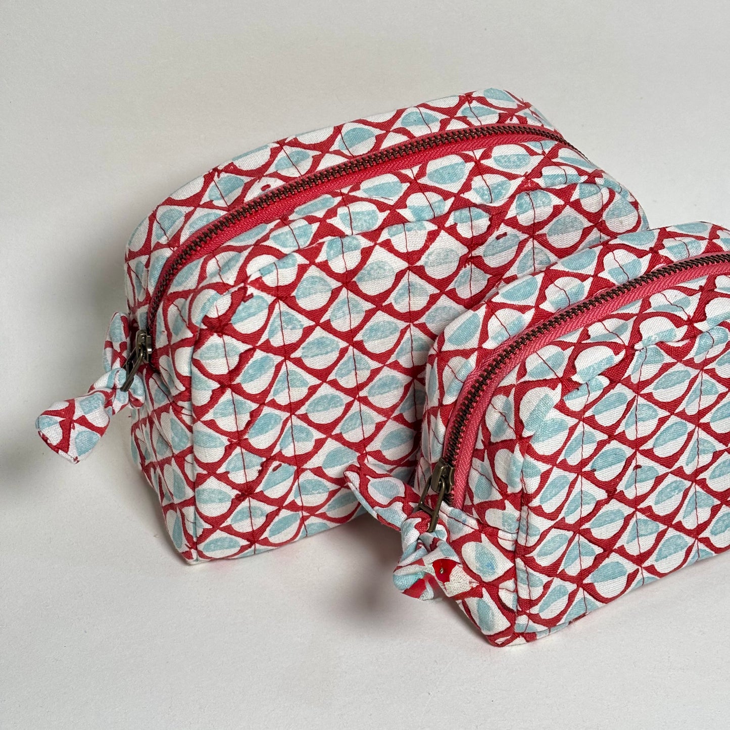 Quilted Cotton Travel Pouch Set l Red Mosiac Classic Organiser Set