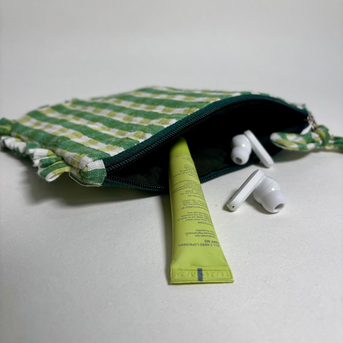 Sustainable Quilted Cotton Travel Pouch l Green Checks Flat Frill Organizer