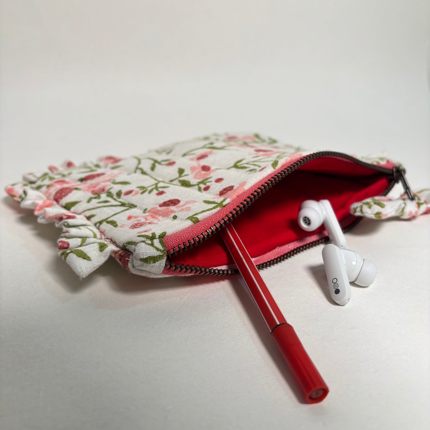 Sustainable Quilted Cotton Travel Pouch l Spring Bloom Flat Frill Organizer