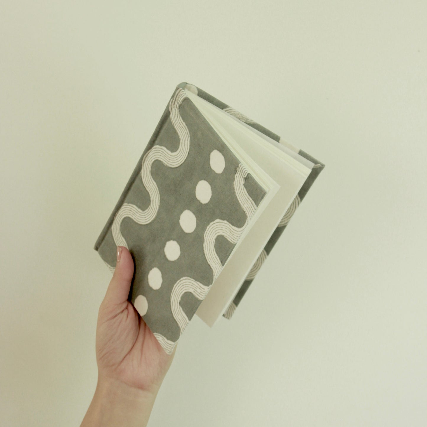 Handcrafted Sustainable A5 Diary Journal Notebook l Handmade Paper l Grey