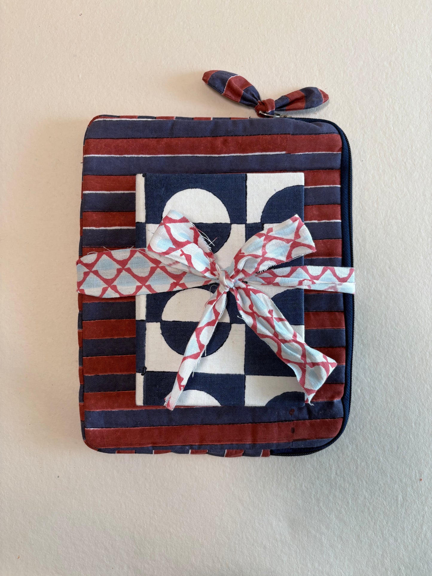 Gift Bundle for Him- Pouch / ipad sleeve + diary set